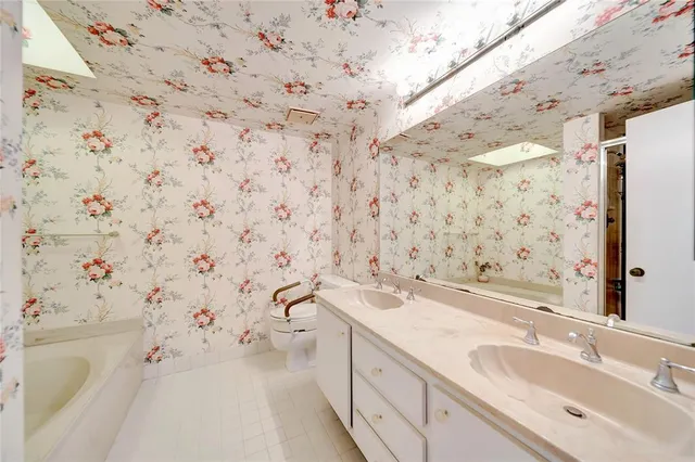 $165,000 | 7200 Radice Court, Unit 208, Lauderhill, FL 33319