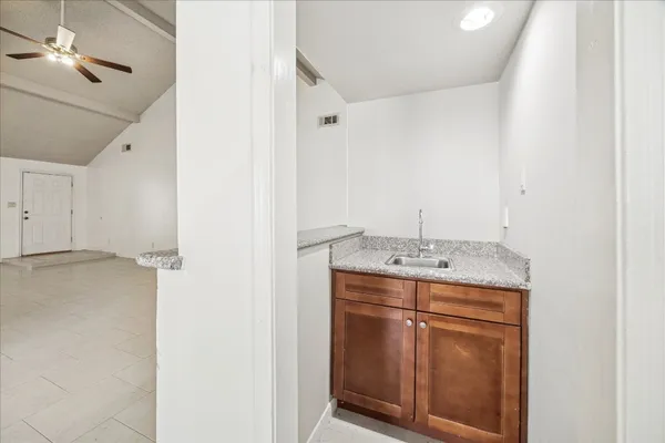 $2,000 | 1907 Sedgie Drive, Houston, TX 77080