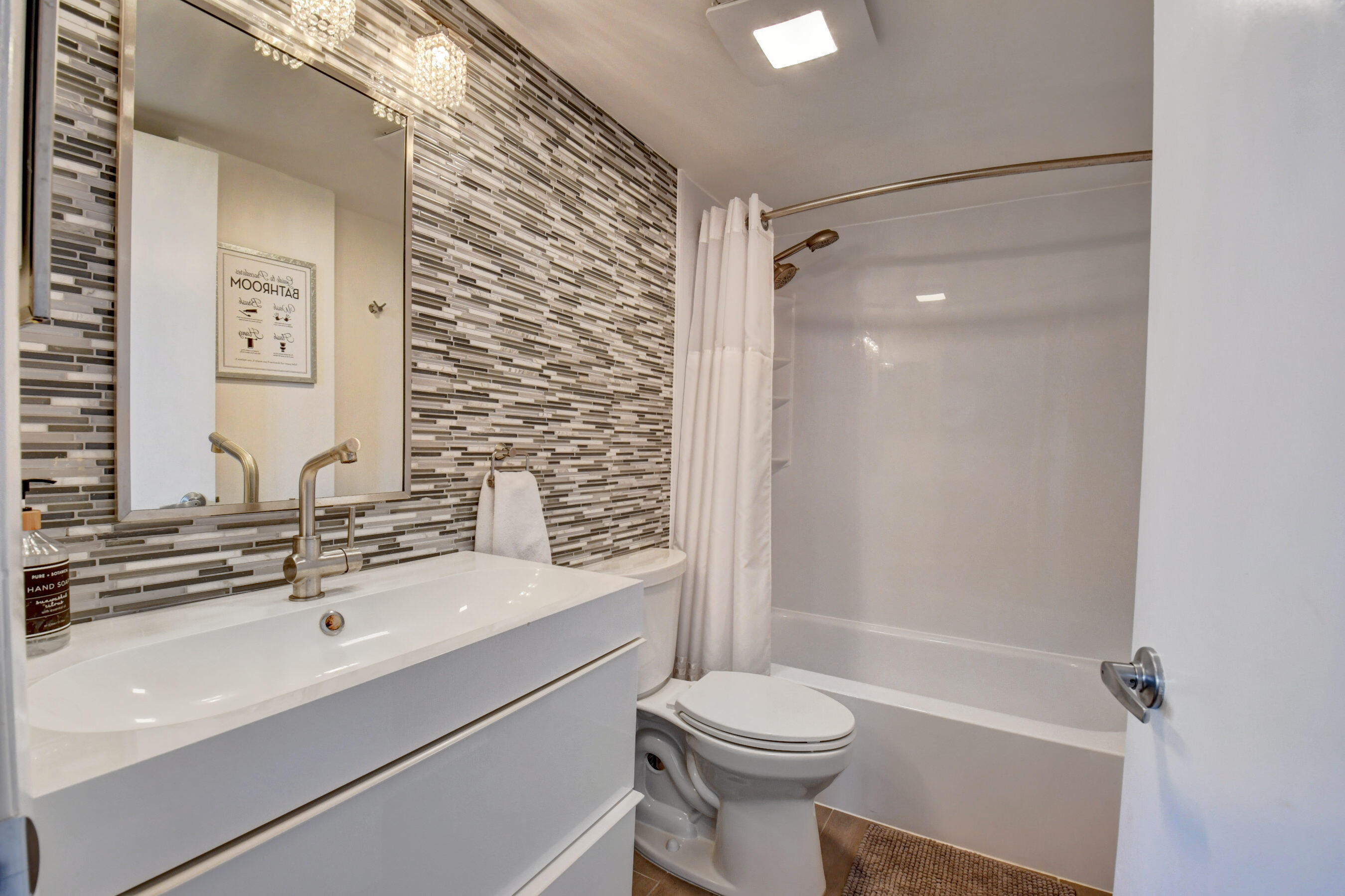 17 Royal Palm Way, Unit 603 Boca Raton, FL 33432 - Photo 30 of 55 47_dsc_6436_37_38_39_40