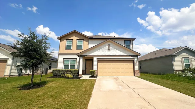 $2,150 | 1013 Banyon Tree Lane, Brookshire, TX 77423