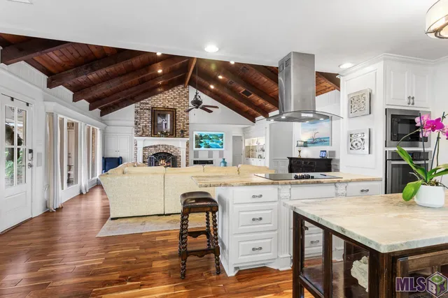 $699,999 | 6423 Lawnridge Drive, Central, LA 70818