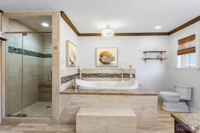 $699,999 | 6423 Lawnridge Drive, Central, LA 70818