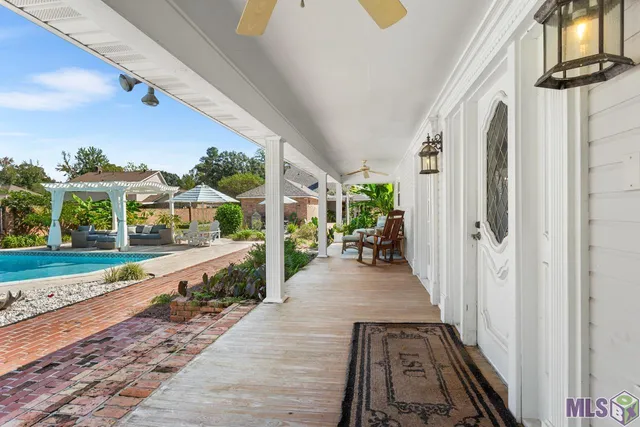 $699,999 | 6423 Lawnridge Drive, Central, LA 70818