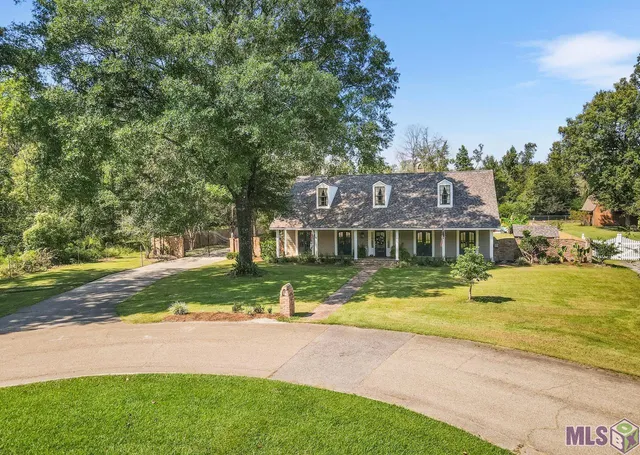 $699,999 | 6423 Lawnridge Drive, Central, LA 70818