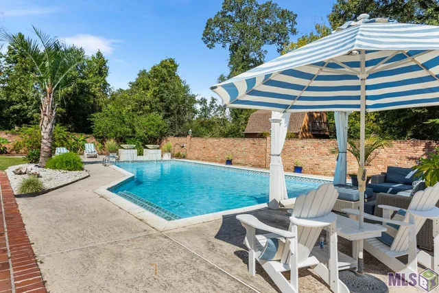 $699,999 | 6423 Lawnridge Drive, Central, LA 70818