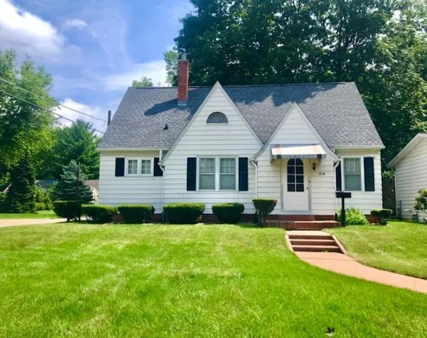 $131,000 | 1316 6th Avenue, Sterling, IL 61081