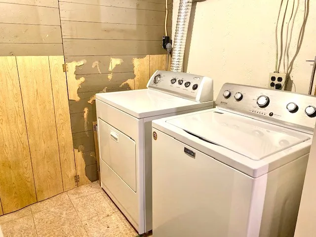 $131,000 | 1316 6th Avenue, Sterling, IL 61081