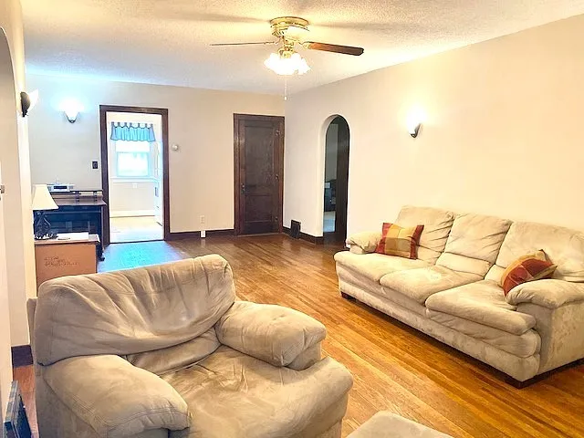 $131,000 | 1316 6th Avenue, Sterling, IL 61081