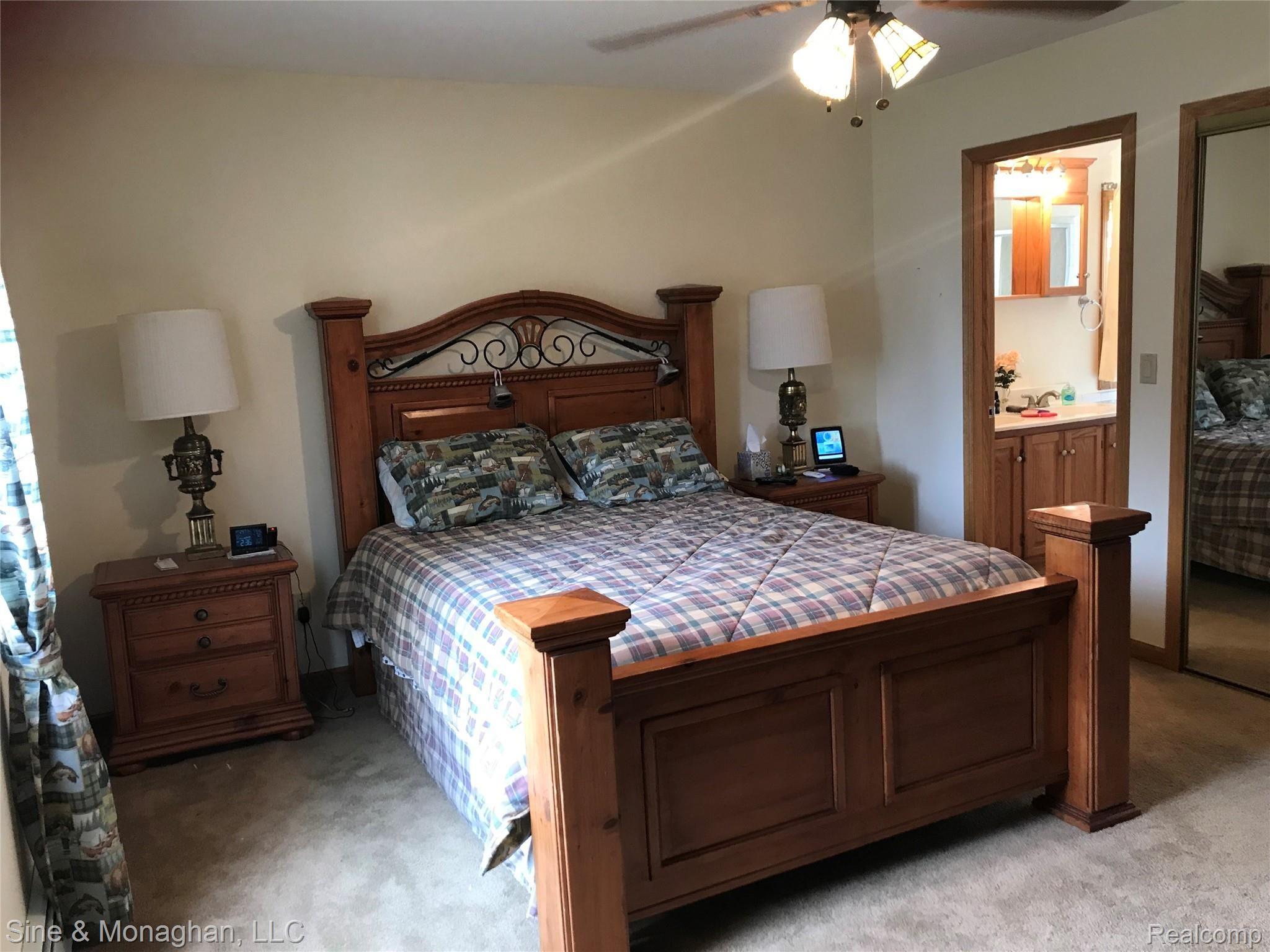 1447 River Road St. Clair, MI 48079 - Photo 47 of 64 47 MASTER SUITE 1447 RIVER RD.JPG