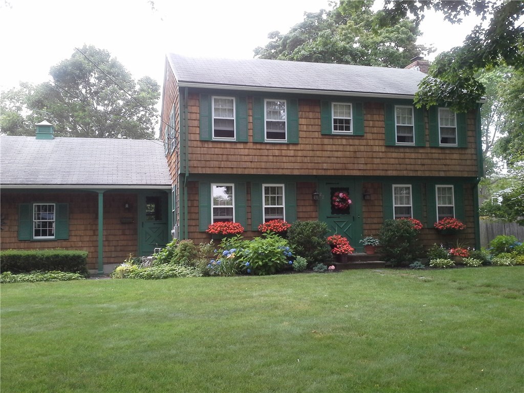 22 Waco Road Warwick, RI 02889 - Photo 1 of 34 Gallery Image 1