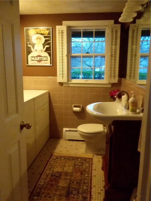 22 Waco Road Warwick, RI 02889 - Photo 16 of 34 Gallery Image 16