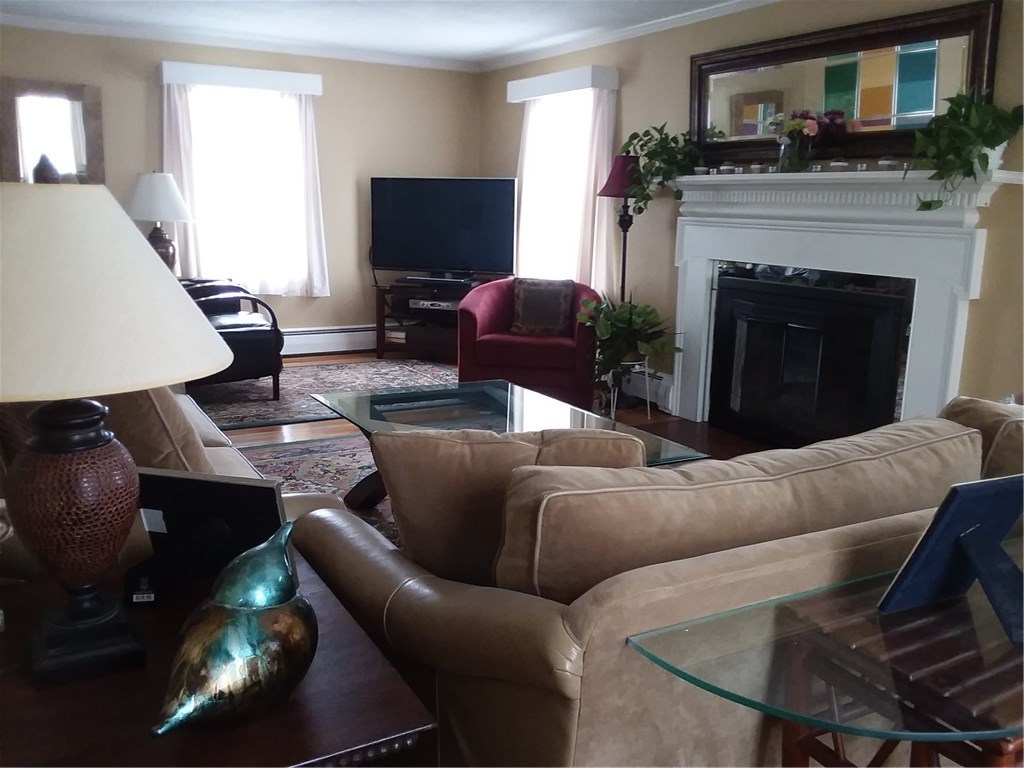 22 Waco Road Warwick, RI 02889 - Photo 10 of 34 Gallery Image 10