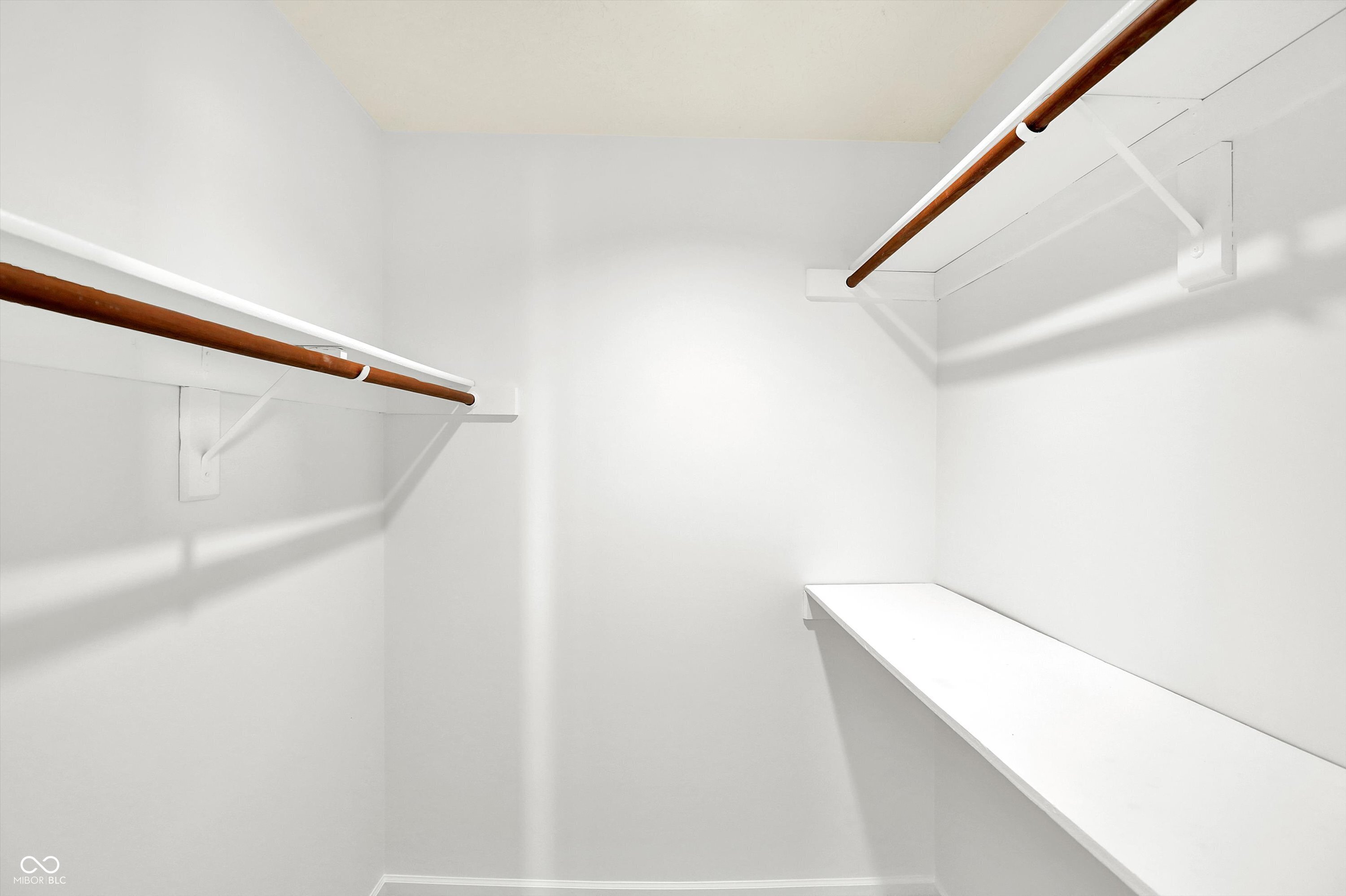 7669 River Road, Unit 28 Indianapolis, IN 46240 - Photo 14 of 32