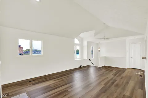 $254,900 | 7669 River Road, Unit 28, Indianapolis, IN 46240