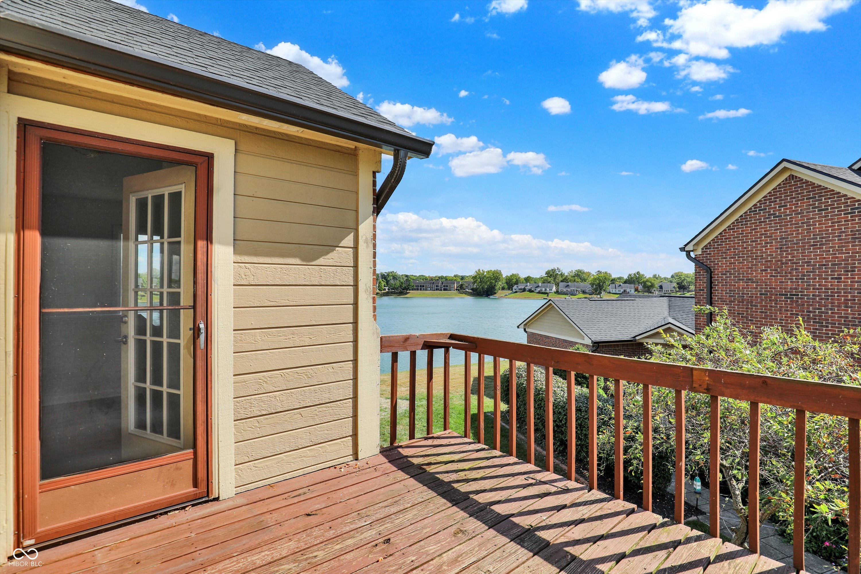 7669 River Road, Unit 28 Indianapolis, IN 46240 - Photo 2 of 32