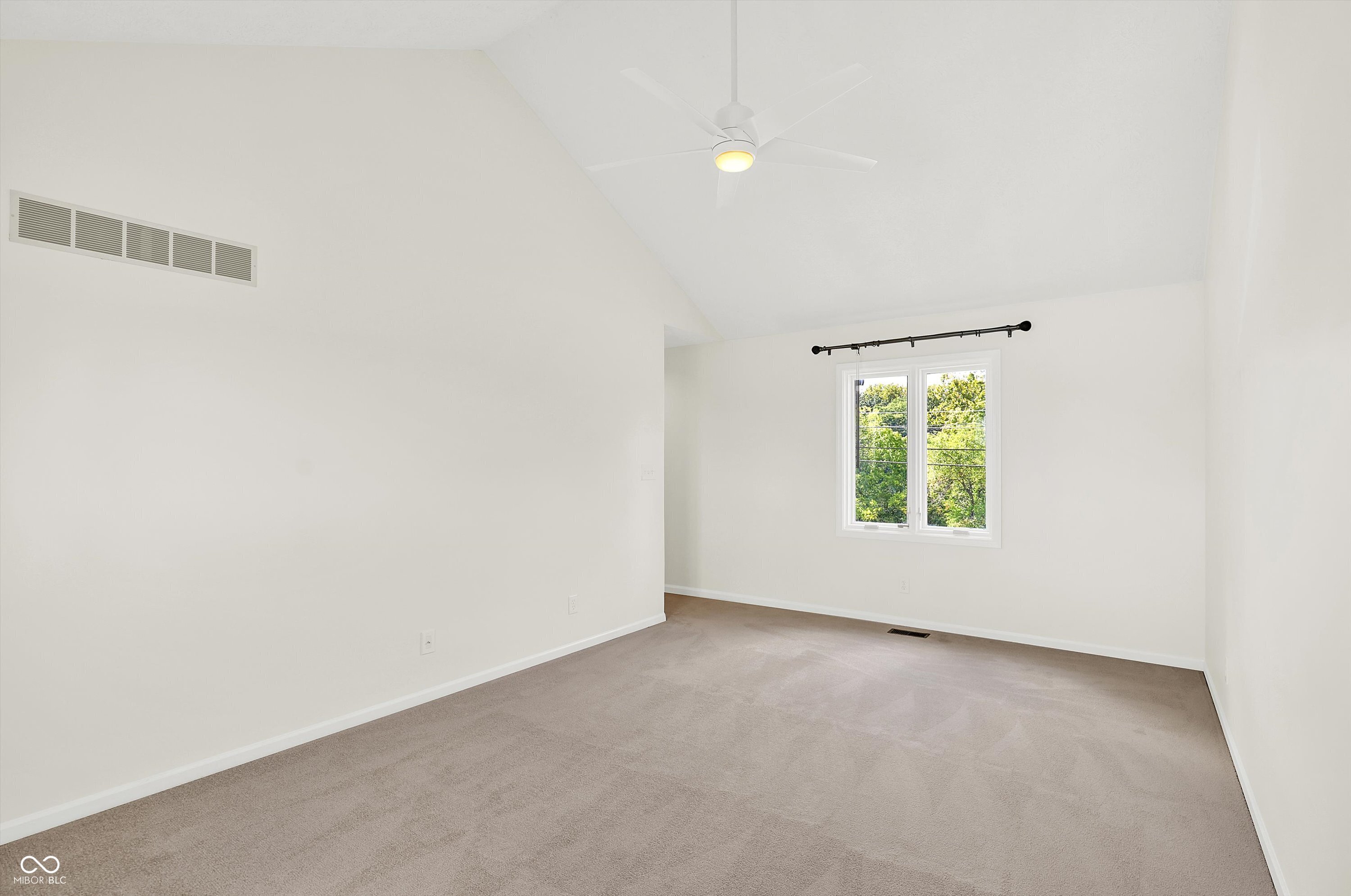 7669 River Road, Unit 28 Indianapolis, IN 46240 - Photo 22 of 32