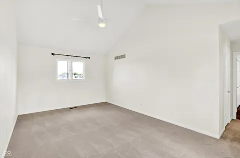 $250,000 | 7669 River Road, Unit 28, Indianapolis, IN 46240