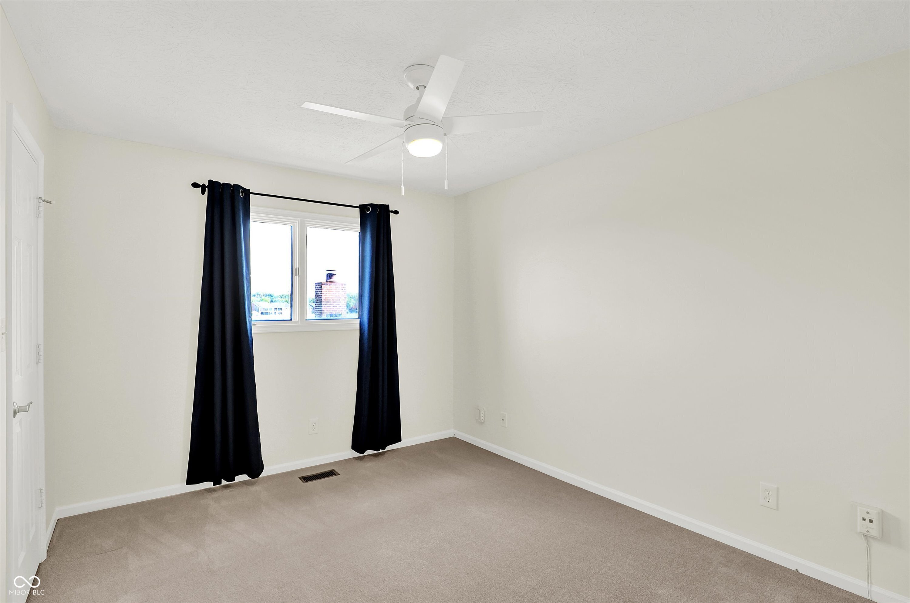 7669 River Road, Unit 28 Indianapolis, IN 46240 - Photo 24 of 32