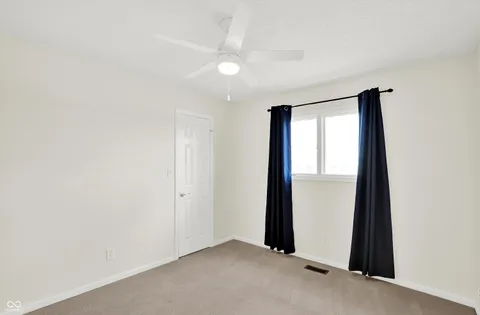 $250,000 | 7669 River Road, Unit 28, Indianapolis, IN 46240