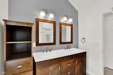 $254,900 | 7669 River Road, Unit 28, Indianapolis, IN 46240