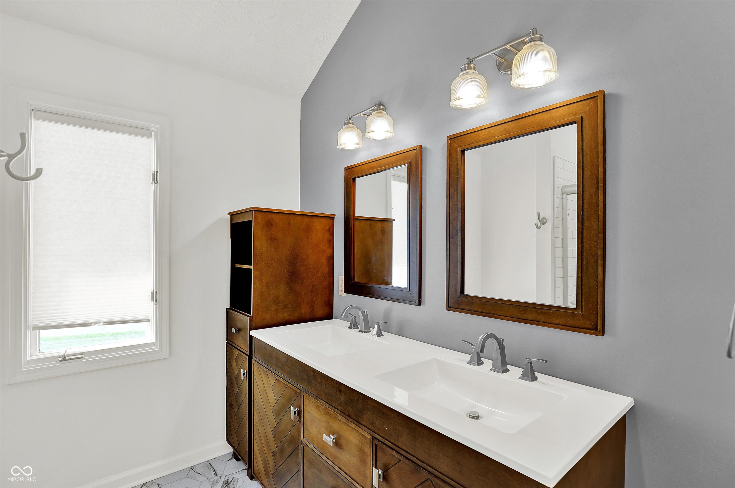 7669 River Road, Unit 28 Indianapolis, IN 46240 - Photo 8 of 32