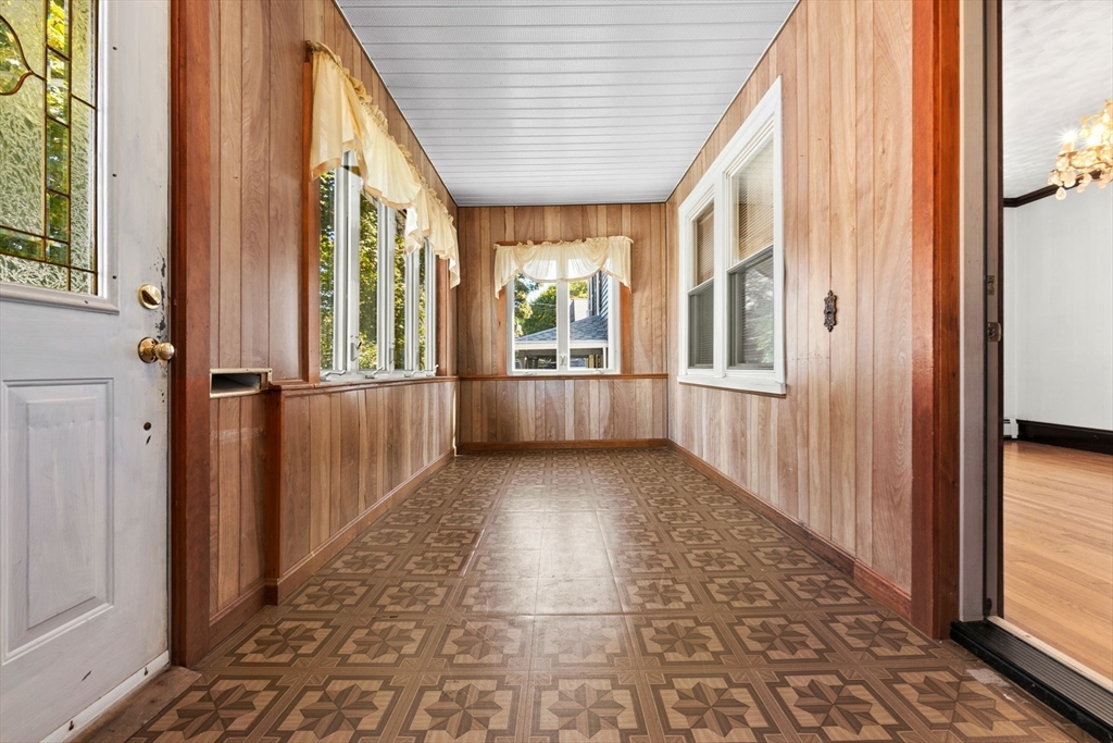 6 Englewood Road Peabody, MA 01960 - Photo 7 of 32 Gallery Image 7