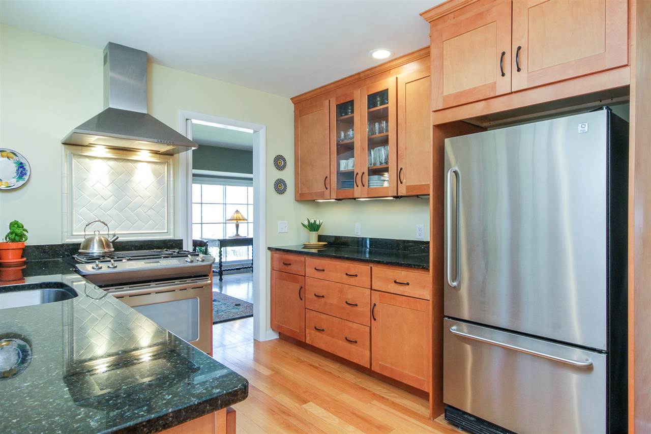 150 South Cove Road Burlington, VT 05401 - Photo 5 of 39 Gallery Image 5
