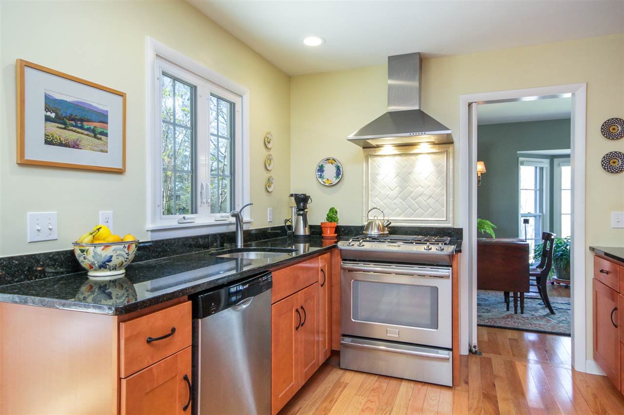 150 South Cove Road Burlington, VT 05401 - Photo 7 of 39 Gallery Image 7