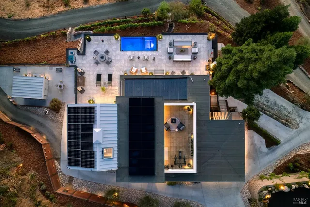 $7,500,000 | 12305 Manzanita Lane, Glen Ellen, CA 95442