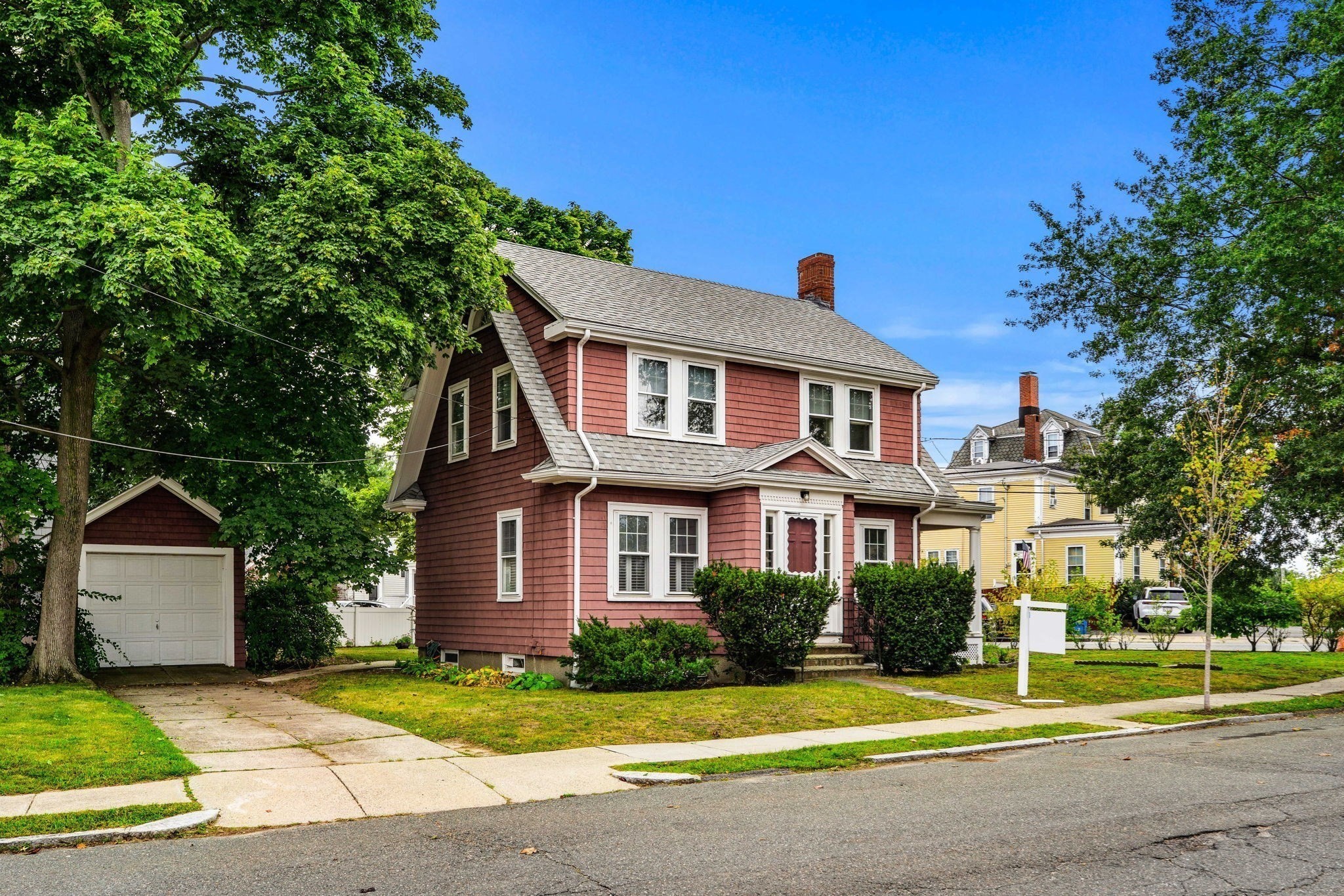 7 Enfield Road Winthrop, MA 02152 - Photo 2 of 30 Gallery Image 2