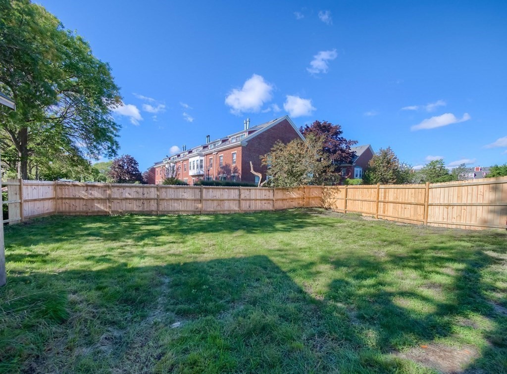 10 Bay State Road Quincy, MA 02171 - Photo 18 of 19 Gallery Image 18