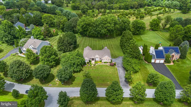 $829,000 | 16020 Fields End Court, Woodbine, MD 21797