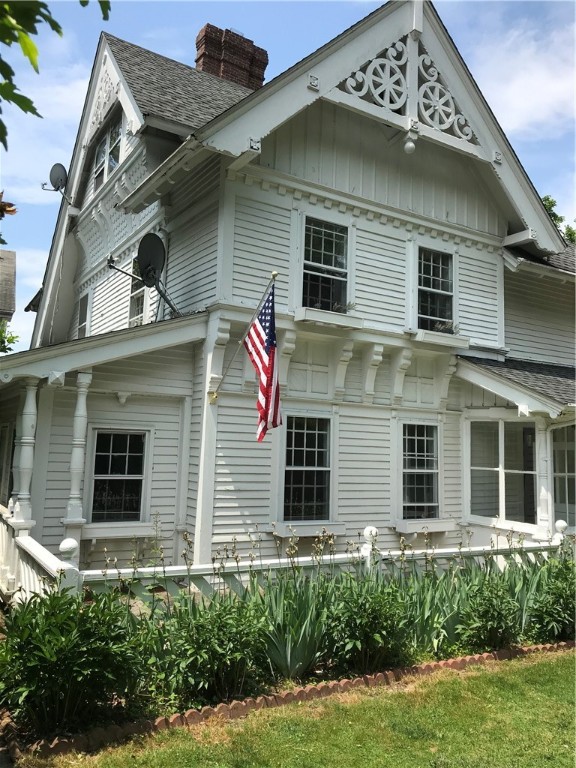523 Spring Street Newport, RI 02840 - Photo 32 of 32 Front