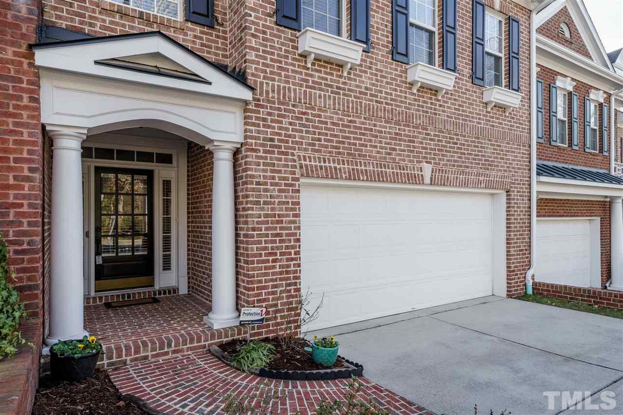 7224 Summit Waters Lane Raleigh, NC 27613 - Photo 2 of 30 Gallery Image 2