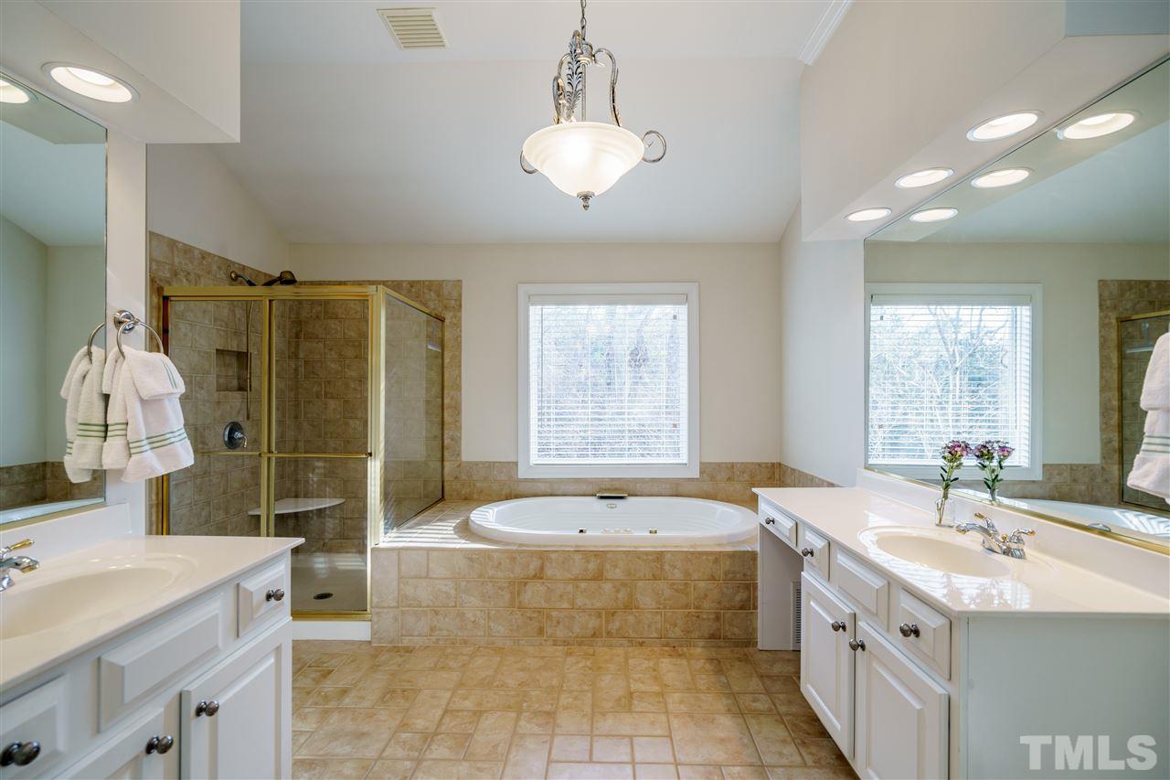 7224 Summit Waters Lane Raleigh, NC 27613 - Photo 16 of 30 Gallery Image 16