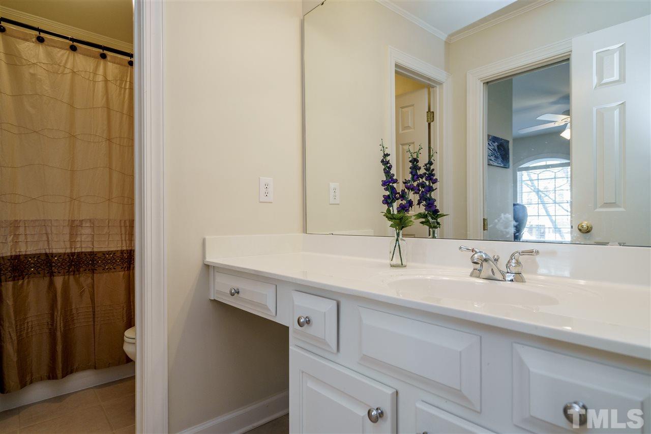 7224 Summit Waters Lane Raleigh, NC 27613 - Photo 20 of 30 Gallery Image 20