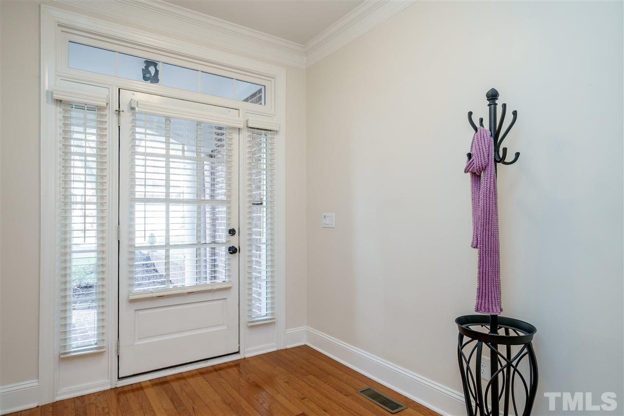 7224 Summit Waters Lane Raleigh, NC 27613 - Photo 3 of 30 Gallery Image 3