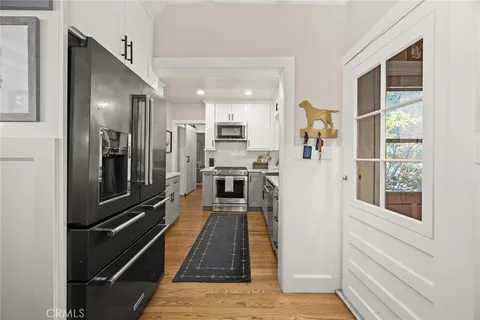 $1,198,000 | 550 Oakdale Drive, Sierra Madre, CA 91024