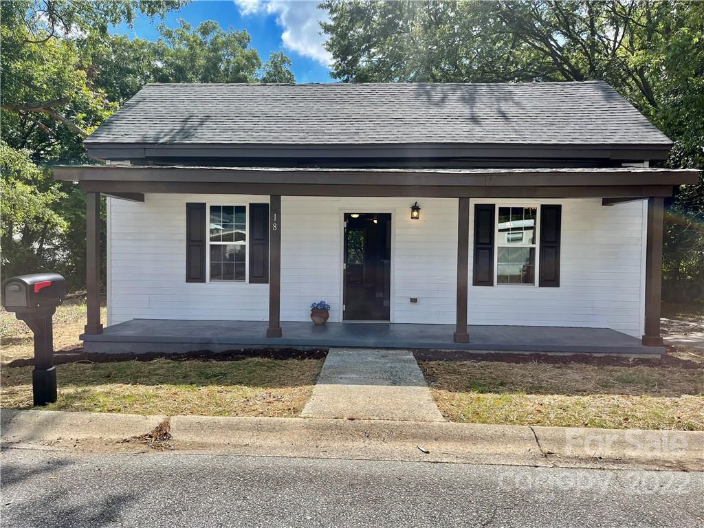 18 Elliott Street Chester, SC 29706 - Photo 1 of 29 Gallery Image 1