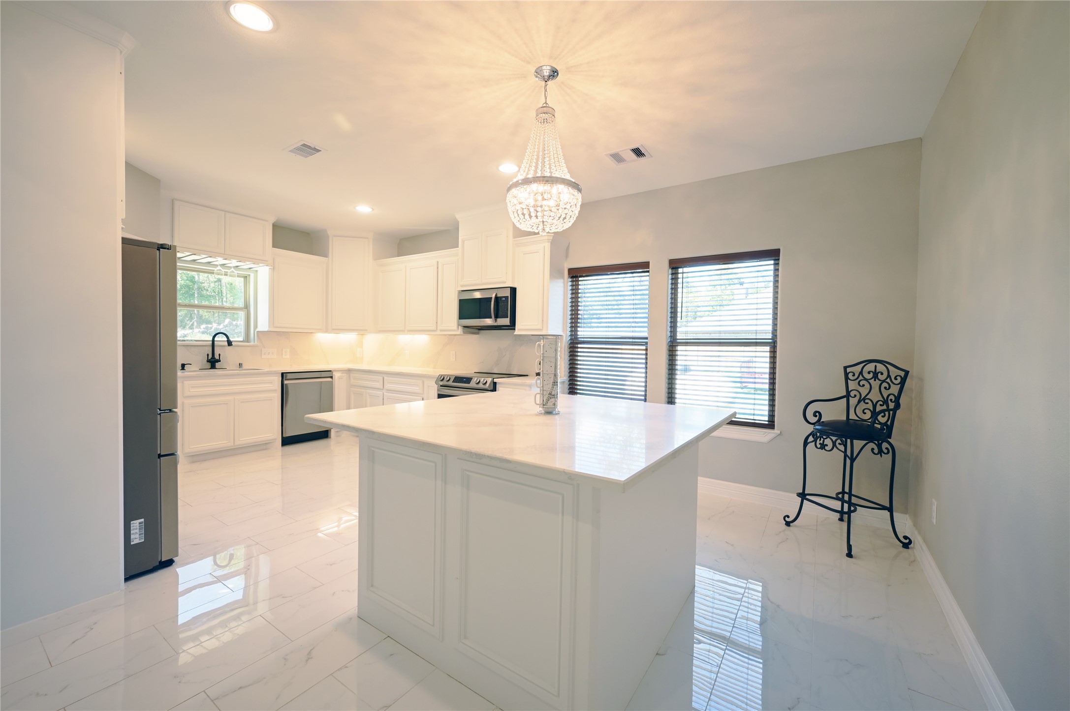 320 Dahlia Road Huntsville, TX 77320 - Photo 14 of 50