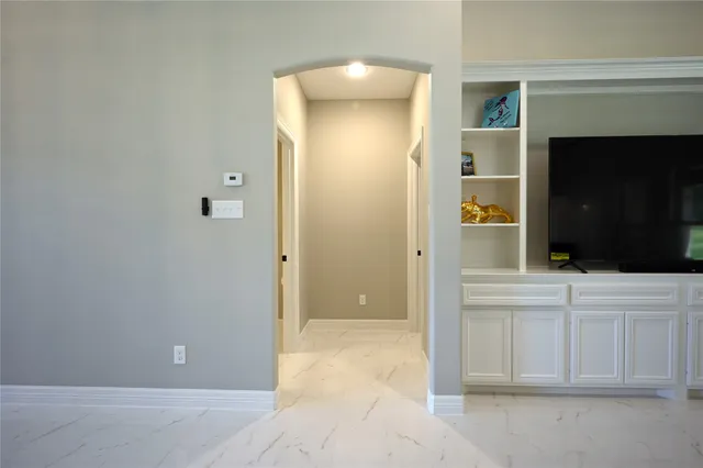 $669,000 | 320 Dahlia Road, Huntsville, TX 77320