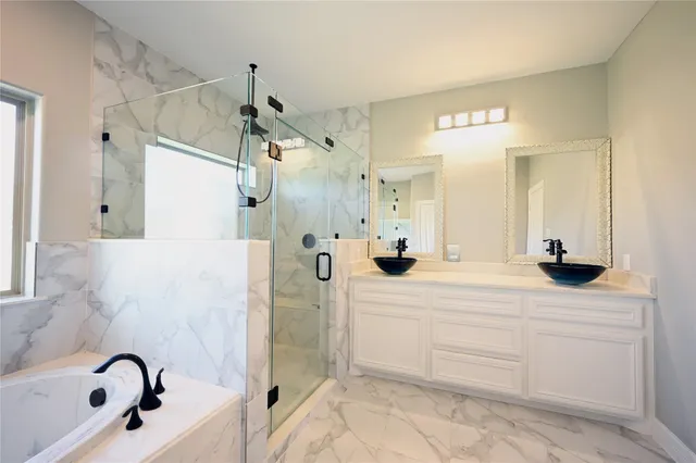 $669,000 | 320 Dahlia Road, Huntsville, TX 77320