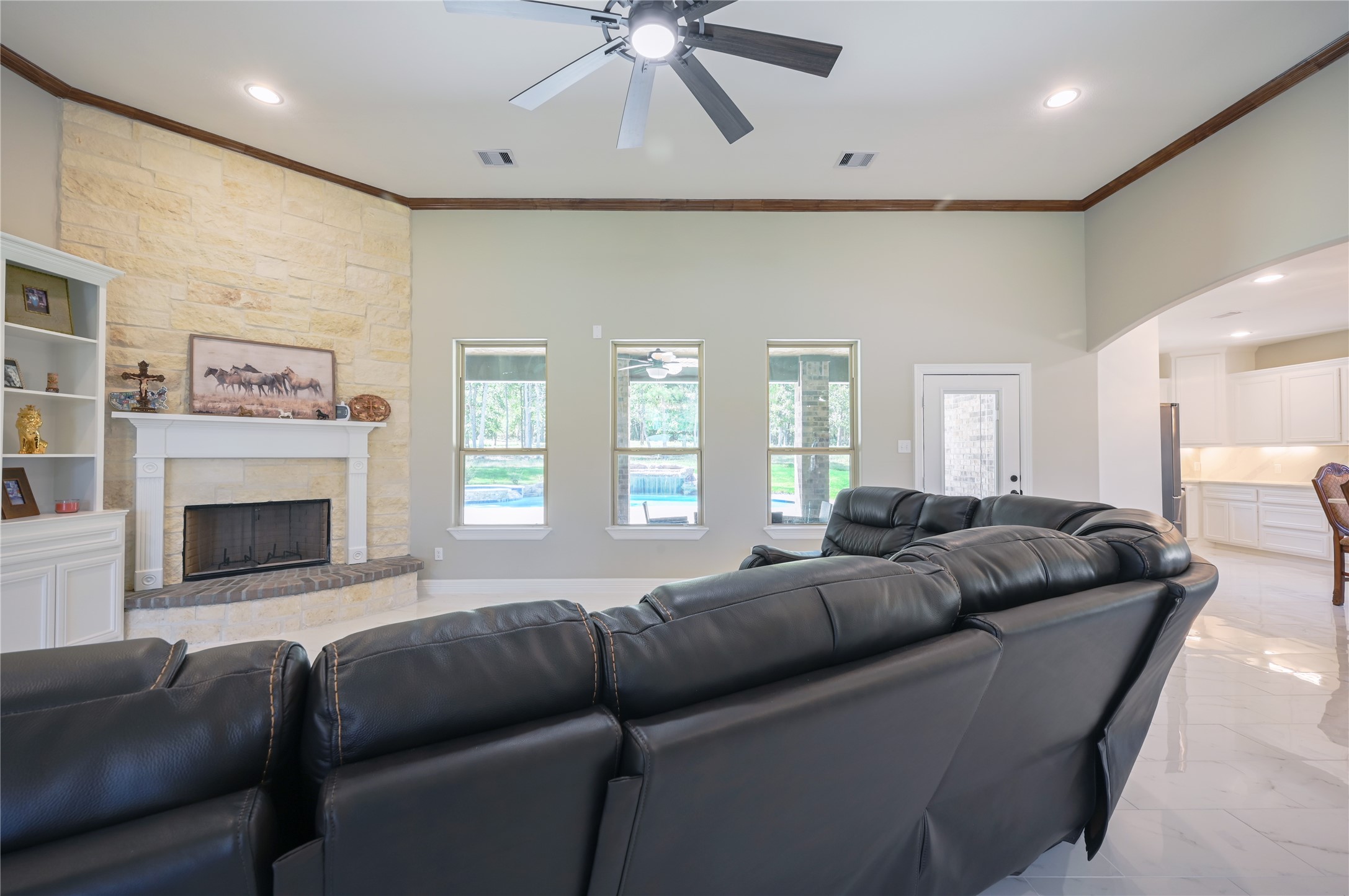 320 Dahlia Road Huntsville, TX 77320 - Photo 34 of 50