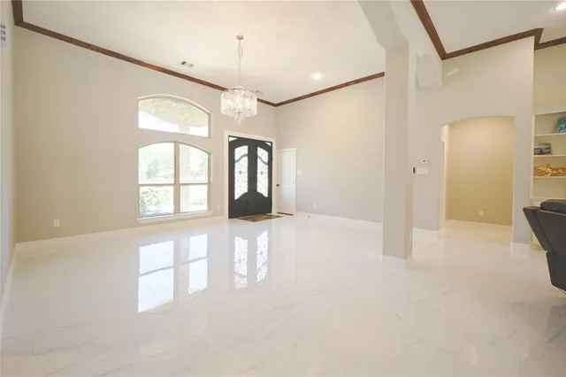 $669,000 | 320 Dahlia Road, Huntsville, TX 77320