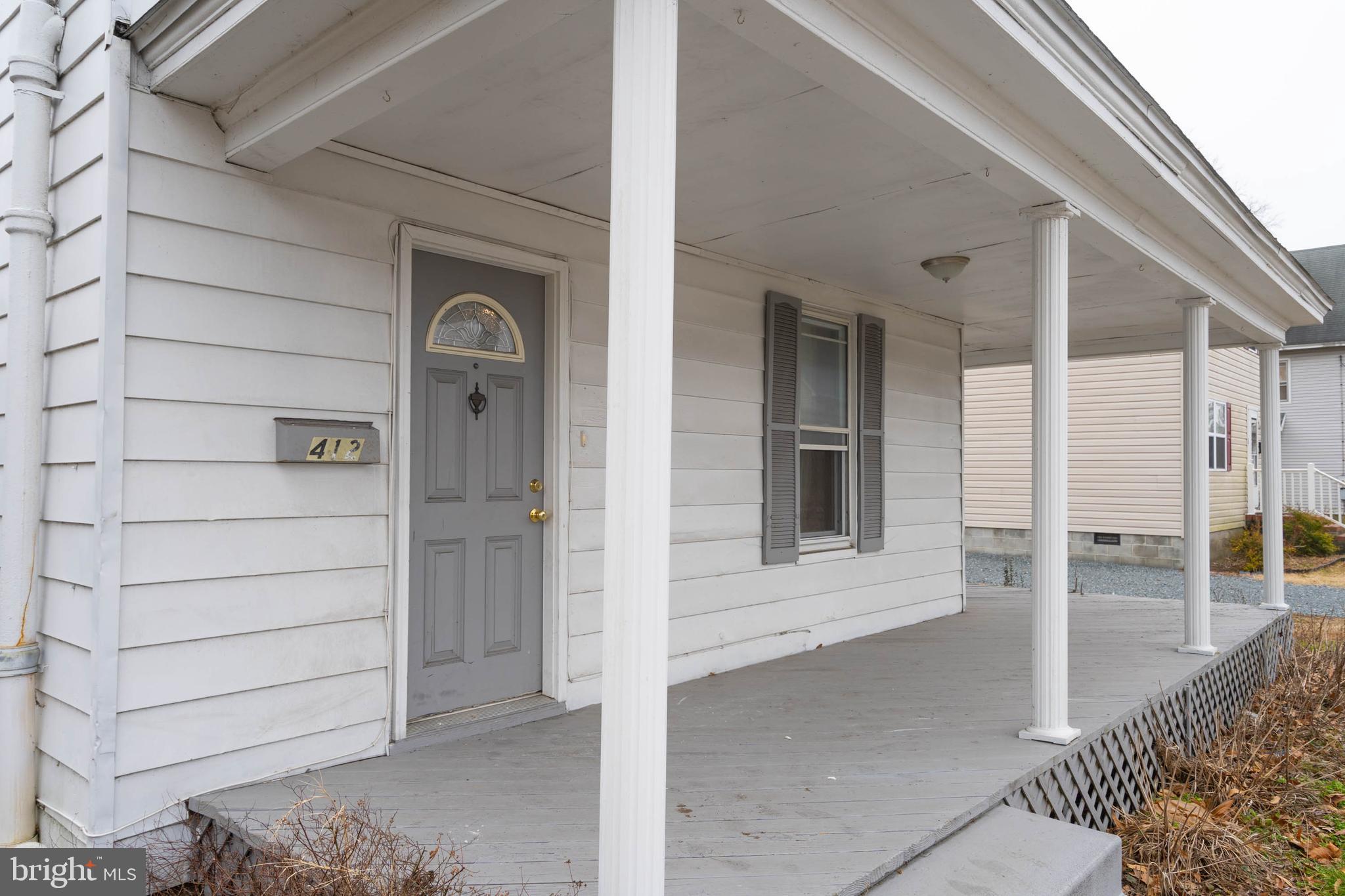 412 East State Street Delmar, MD 21875 - Photo 4 of 36 Covered Porch