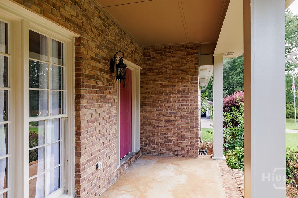 1035 Whit Davis Road Athens, GA 30605 - Photo 6 of 58 Gallery Image 6