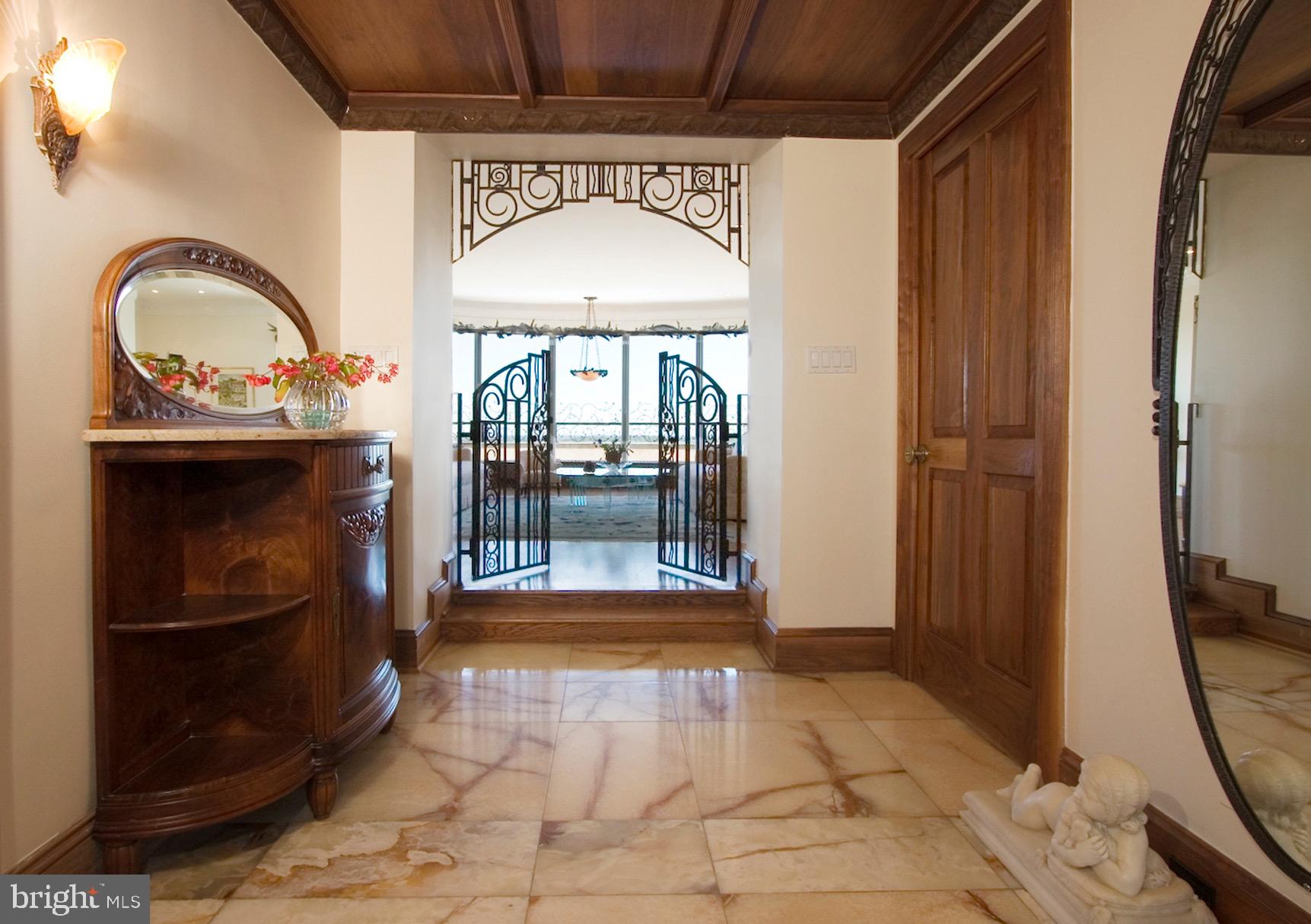 5225 Pooks Hill Road, Unit 1828S Bethesda, MD 20814 - Photo 5 of 28 Foyer