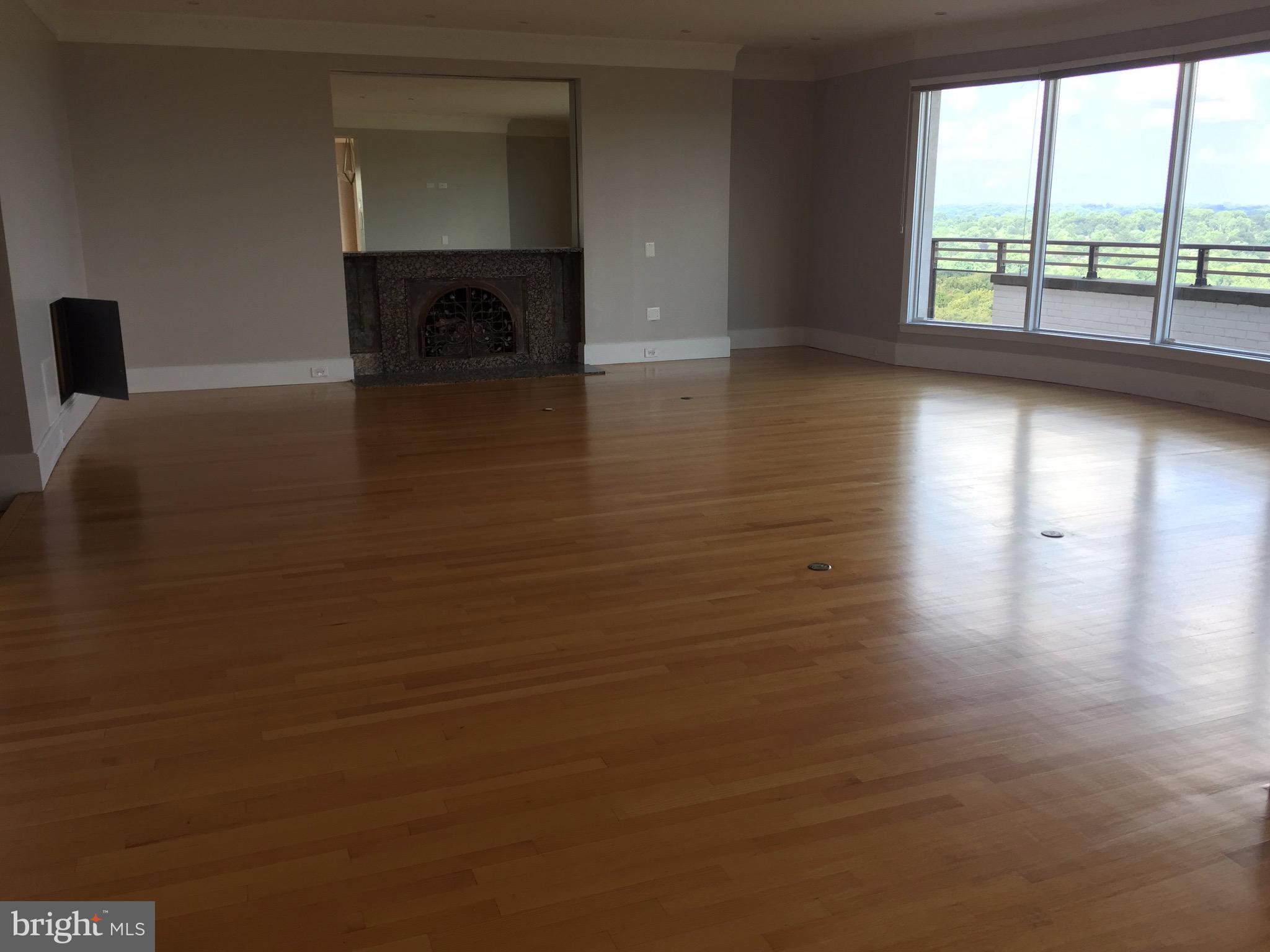 5225 Pooks Hill Road, Unit 1828S Bethesda, MD 20814 - Photo 7 of 28 Great Room
