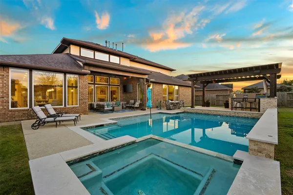 $1,280,000 | 28334 Sparkling Brook Lane, Fulshear, TX 77441