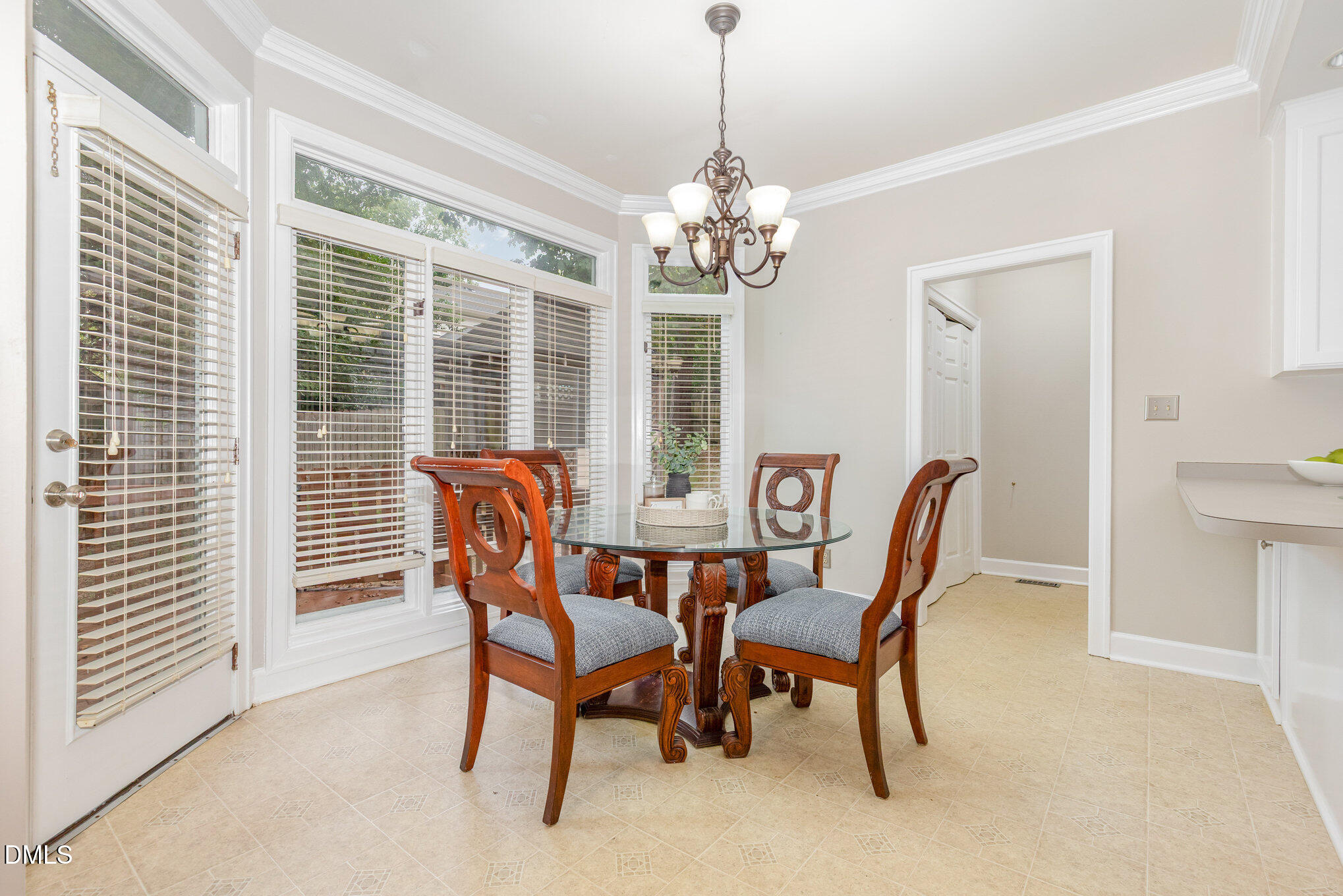 4103 Landfall Court Raleigh, NC 27613 - Photo 11 of 41 011_img_3700-edit_534